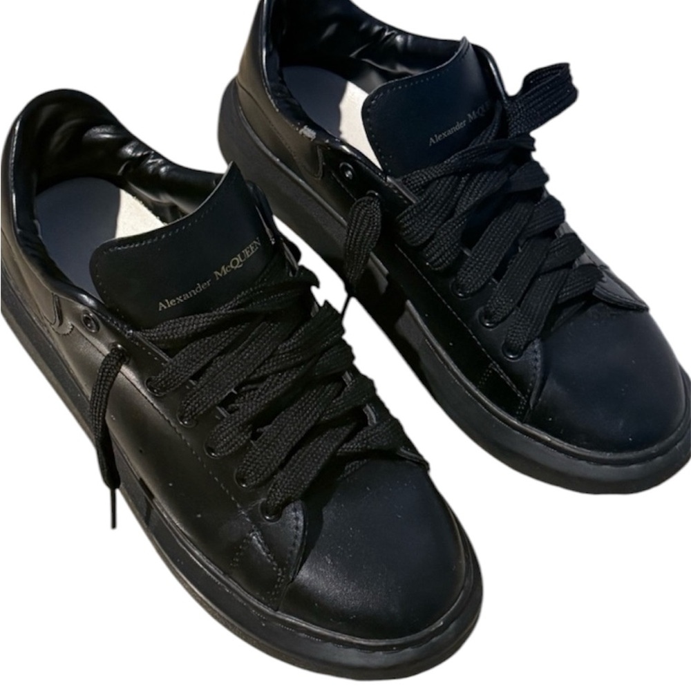 Alexander McQueen Mens Black Shoes